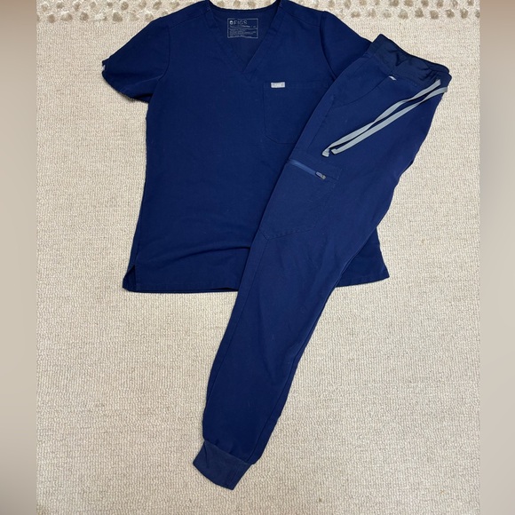 Figs Tops - Figs Scrubs